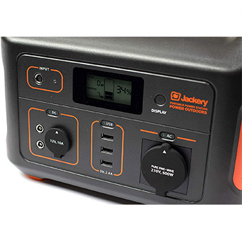 Digital display of the jackery explorer showing you the charge